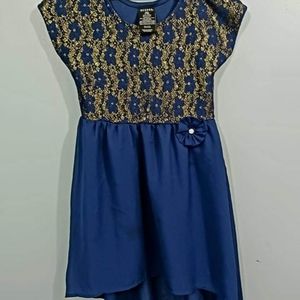 Short sleeve dress